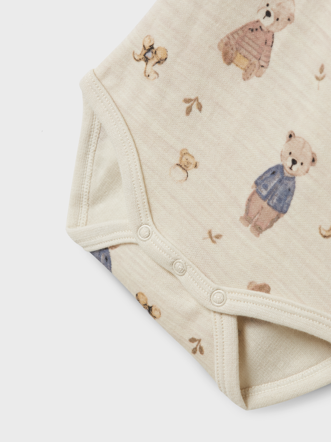 model_shot-front_full